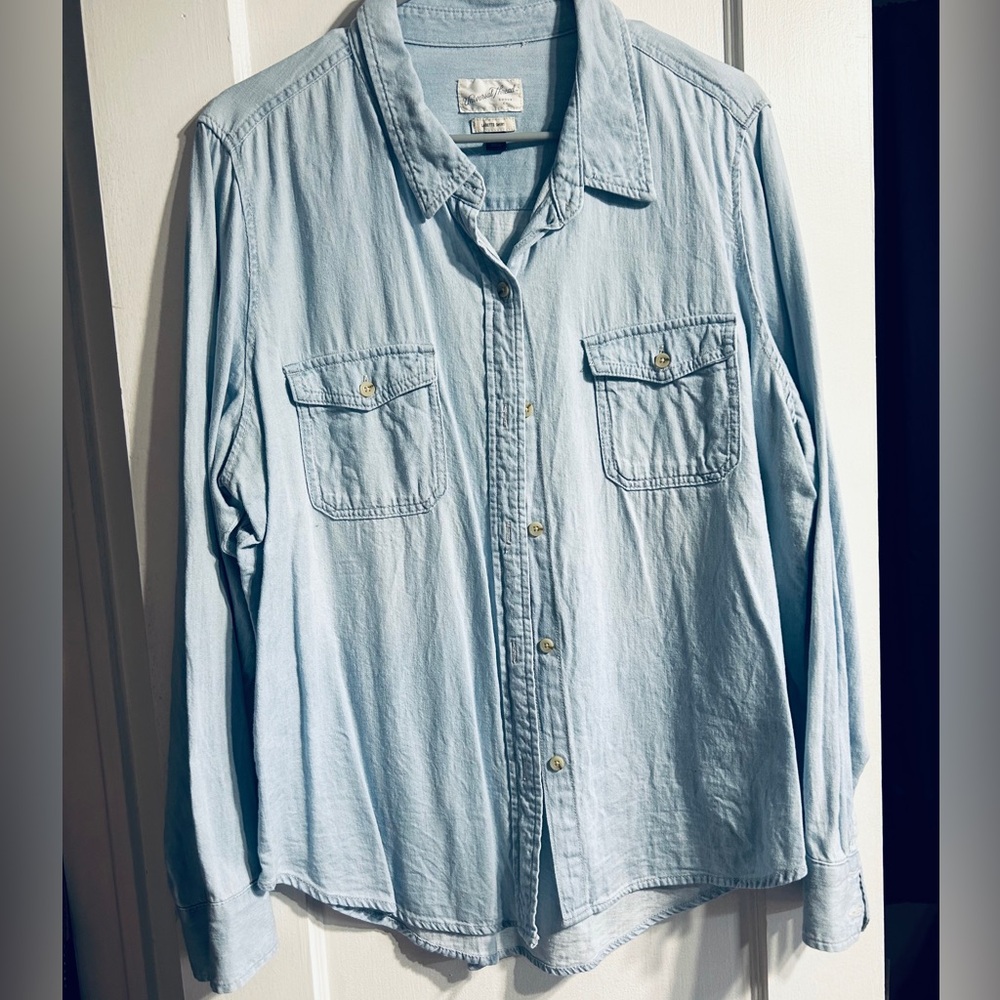 Long sleeved jean jacket